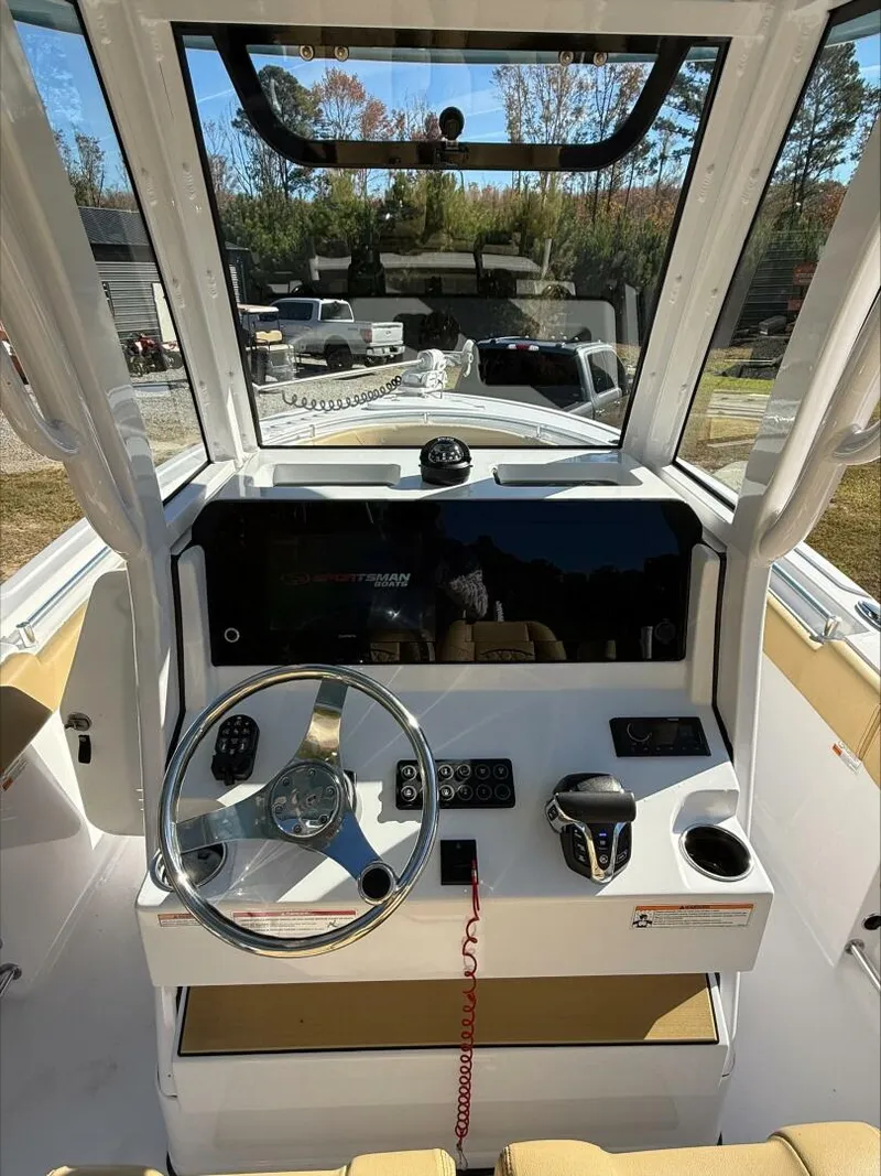 Slide: The Image of Sportsman Heritage 231 Center Console 2024 - 5787229