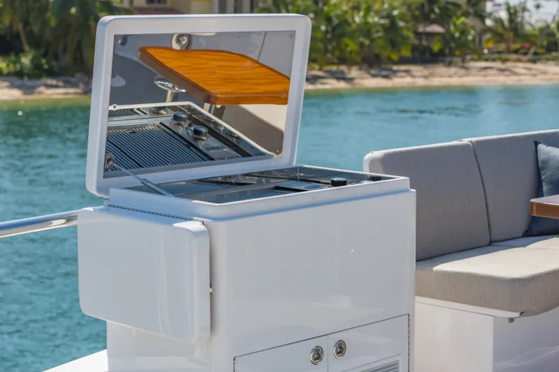 Slide: The Image of Hargrave Raised Pilothouse 2018 - 5787630