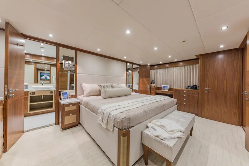 Slide: The Image of Hargrave Raised Pilothouse 2018 - 5787597