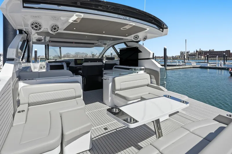 Slide: The Image of Cruisers 50GLS OB 2026 - 6051192