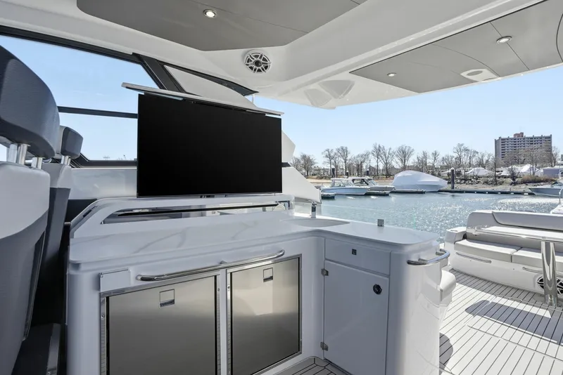 Slide: The Image of Cruisers 50GLS OB 2026 - 6051201
