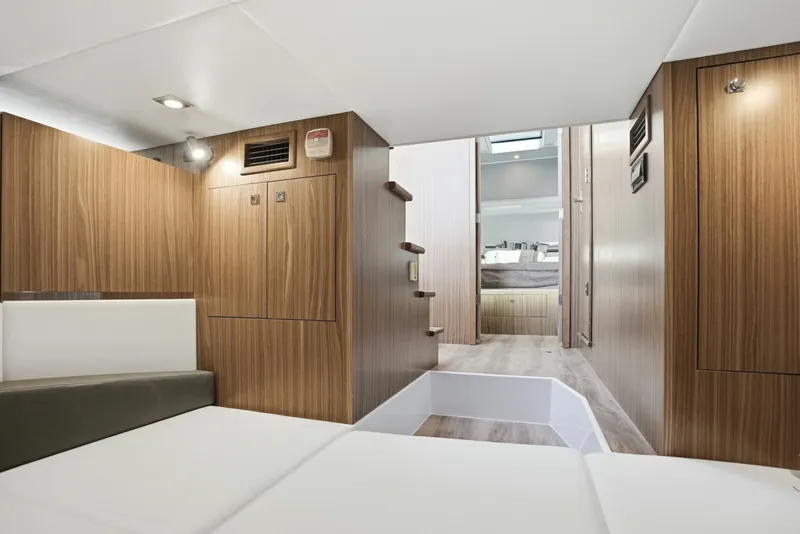 Slide: The Image of Cruisers 50GLS OB 2026 - 6051228