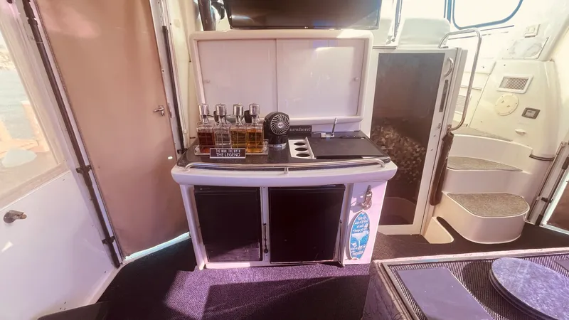 Slide: The Image of Carver Yachts 500 COCKPIT MY 1997 - 5859712