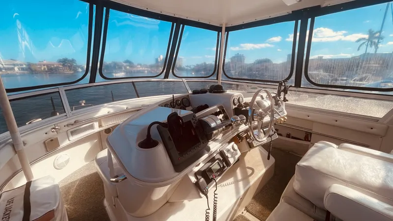 Slide: The Image of Carver Yachts 500 COCKPIT MY 1997 - 5859724