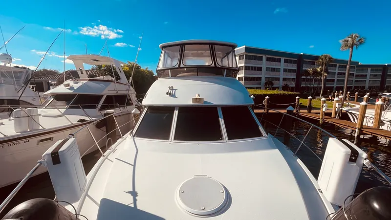 Slide: The Image of Carver Yachts 500 COCKPIT MY 1997 - 5859734