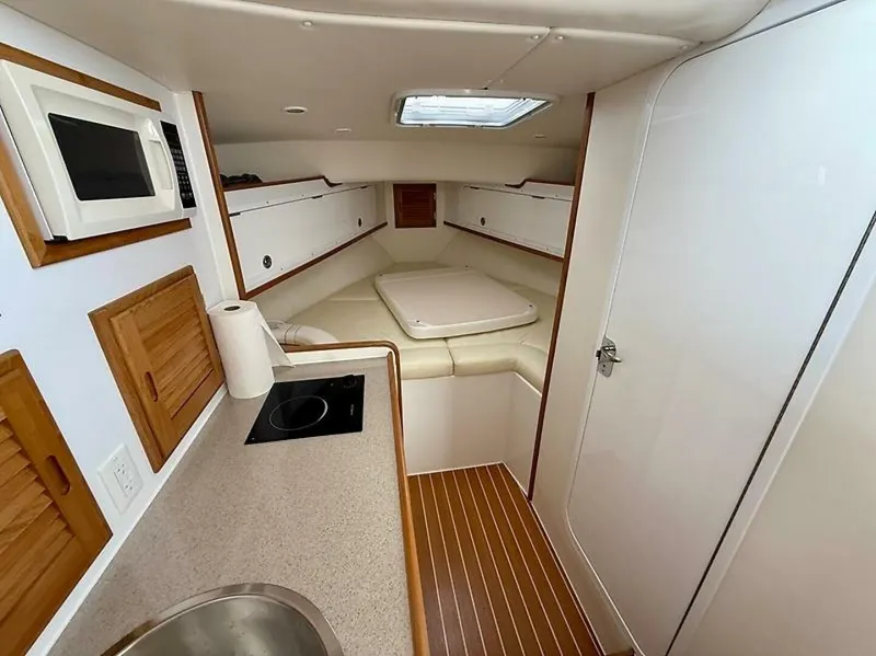 Slide: The Image of 0005445912 - 5788609