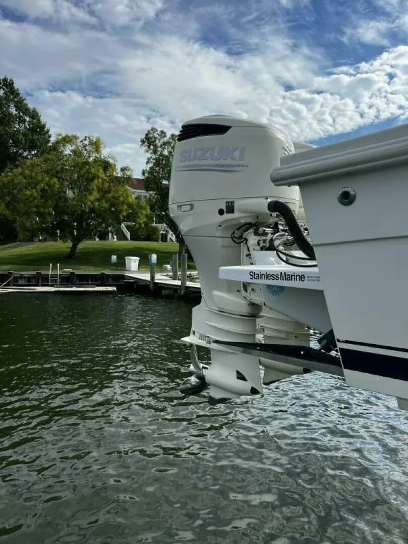 Slide: The Image of Avanti 33 2000 - 5788899