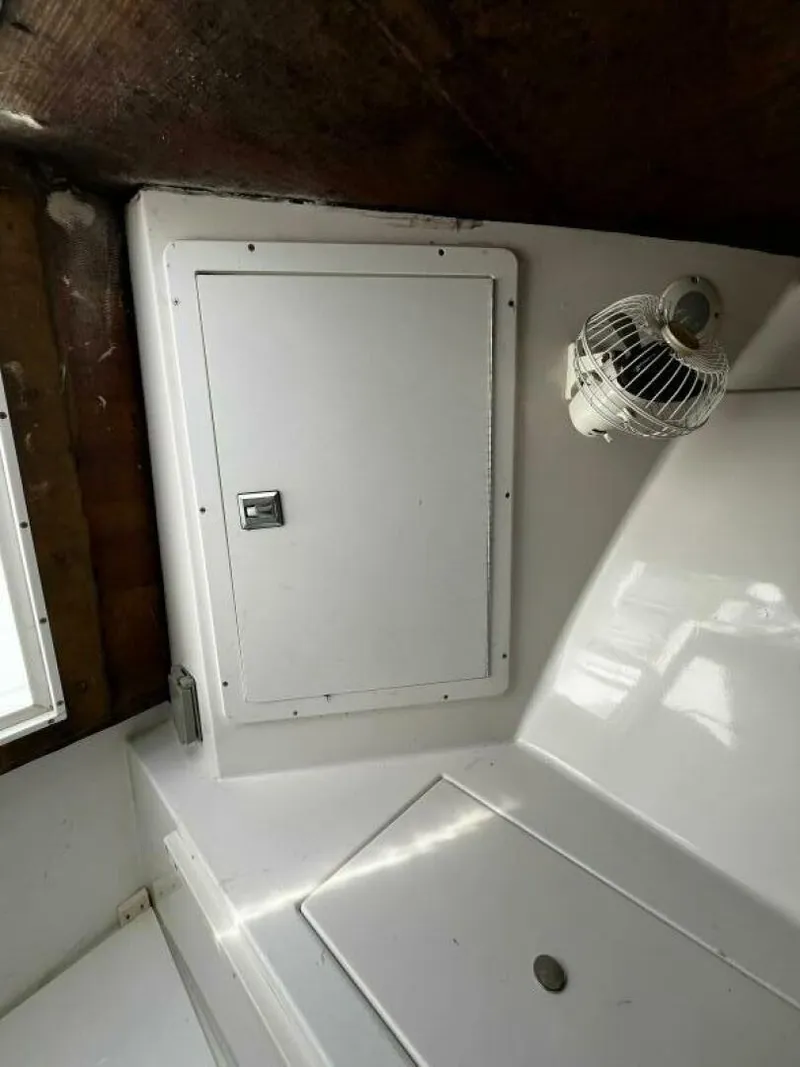 Slide: The Image of Avanti 33 2000 - 5788903