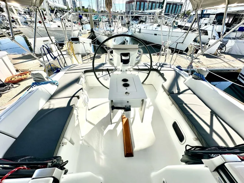 Slide: The Image of Beneteau Oceanis 2013 - 5795643