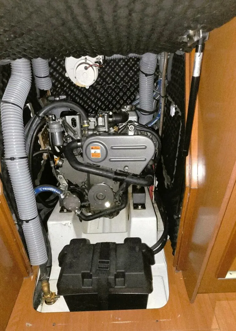 Slide: The Image of Beneteau Oceanis 2013 - 5795590