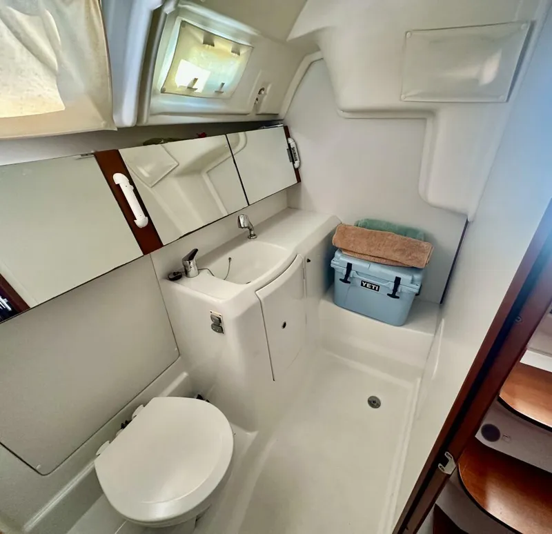 Slide: The Image of Beneteau Oceanis 2013 - 5795653