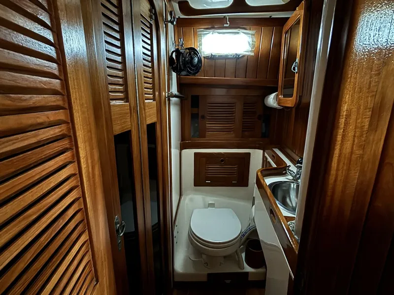 Slide: The Image of Head - 5799651