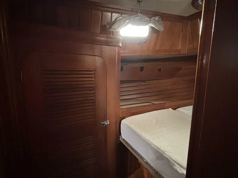 Slide: The Image of Vberth - 5799664