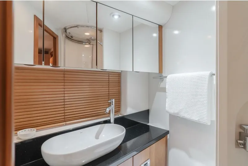 Slide: The Image of Sunseeker Portofino 48 2012 - 5789871