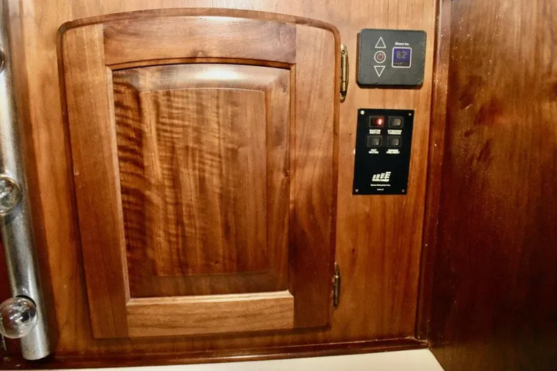 Slide: The Image of Californian 55 1987 - 5789964