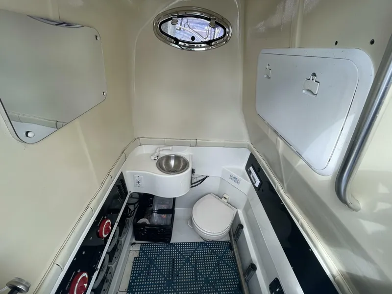 Slide: The Image of Hydra-Sports 3300 Vector 2003 - 5790213