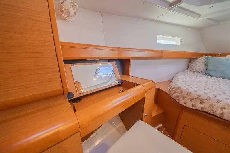 Slide: The Image of Jeanneau 439 2016 - 5817083