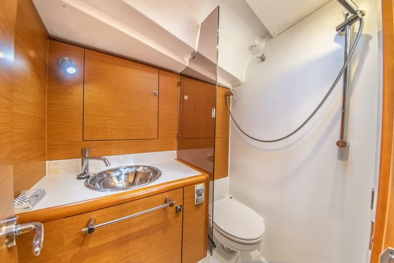 Slide: The Image of Jeanneau 439 2016 - 5817087