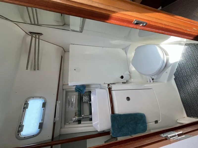 Slide: The Image of Beneteau Oceanis 361 2001 - 5790289