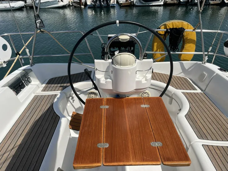 Slide: The Image of Beneteau Oceanis 361 2001 - 5790294