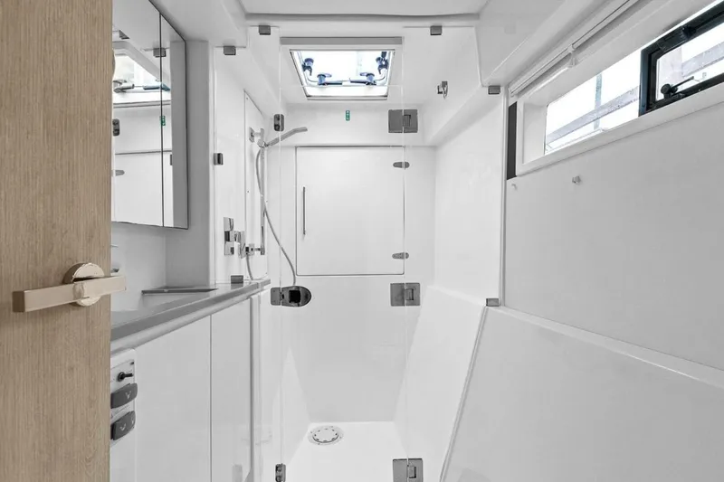 Slide: The Image of Master Head - 5790477