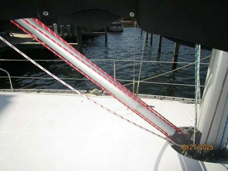 Slide: The Image of 38' Beneteau boom vang2 - 5790560