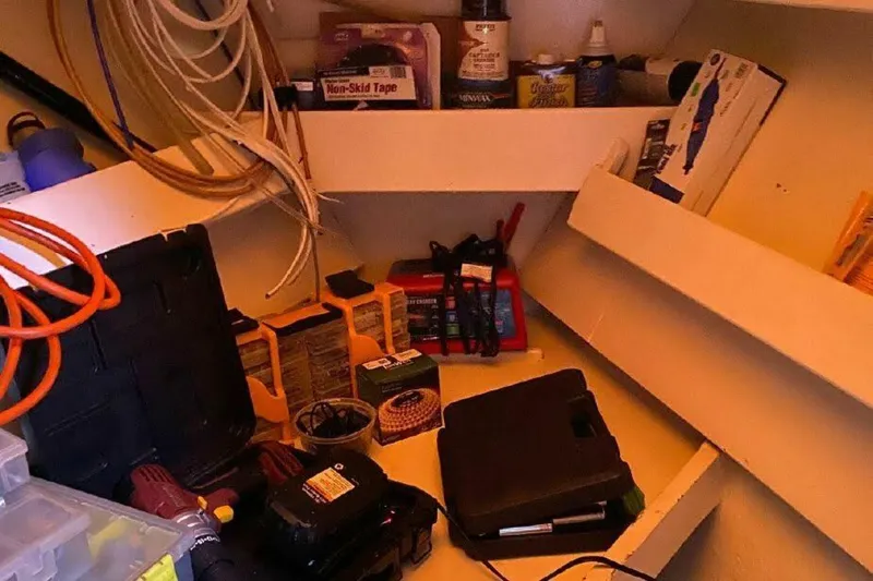 Slide: The Image of Dufour CT 12000 1978 - 5790630