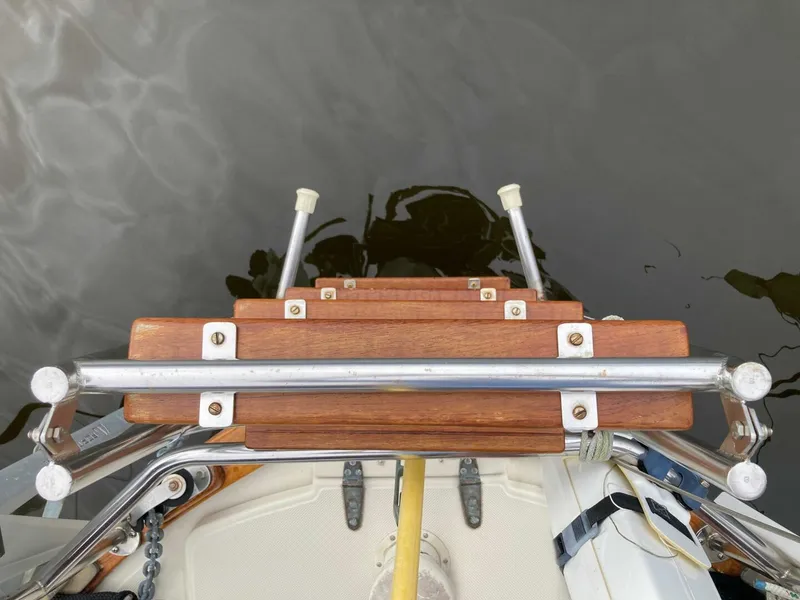 Slide: The Image of Pacific Seacraft 34 Voyager 1990 - 5790945