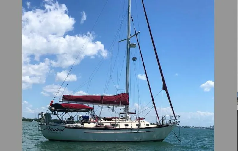 Slide: The Image of Pacific Seacraft 34 Voyager 1990 - 5794373