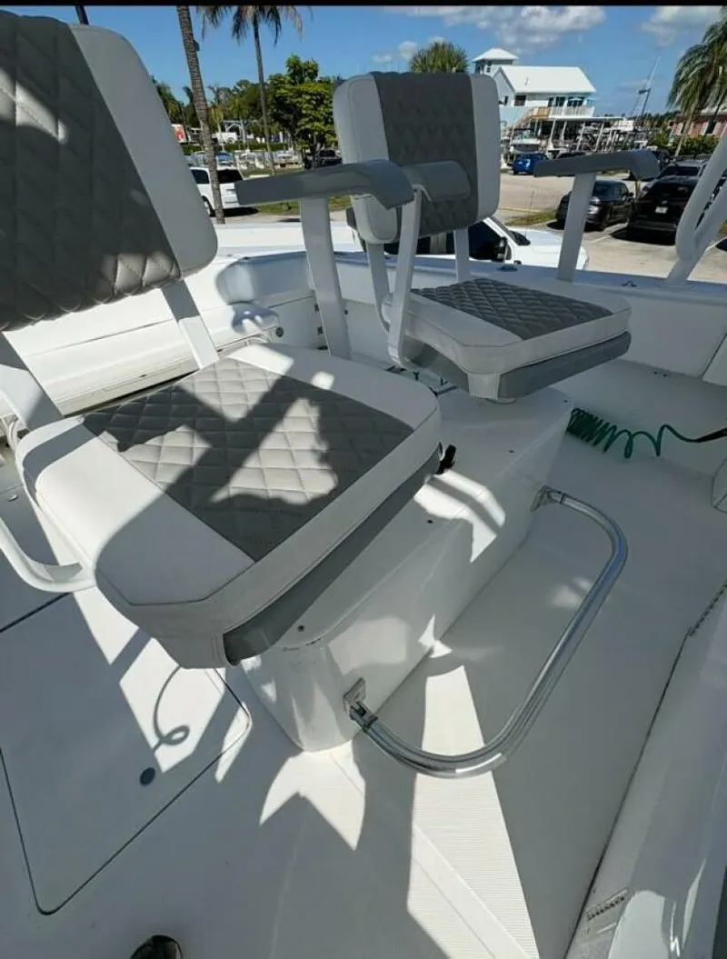 Slide: The Image of Salt Shaker 30 2001 - 5805374