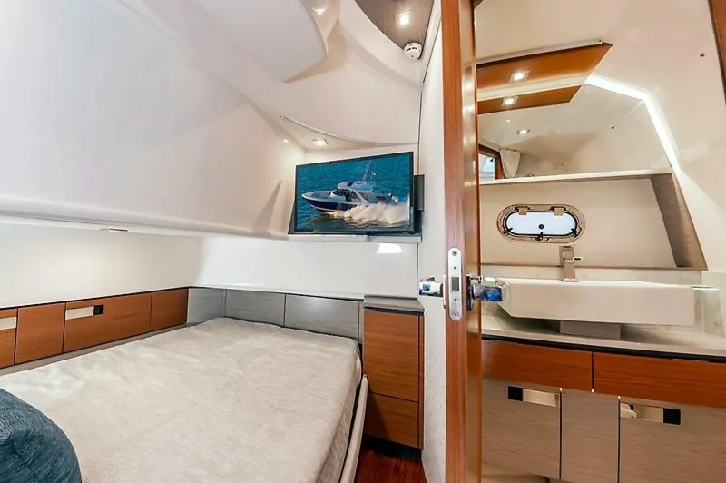 Slide: The Image of 0005458735 - 5791598