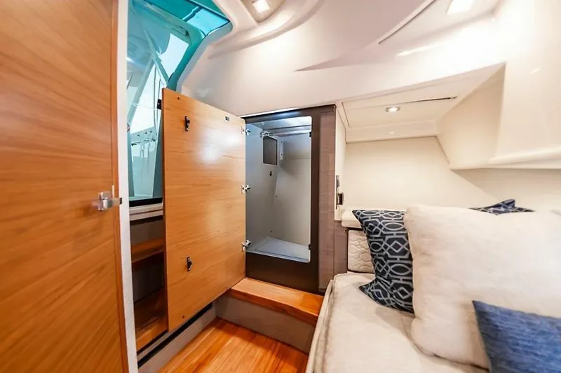 Slide: The Image of 0005458729 - 5791603