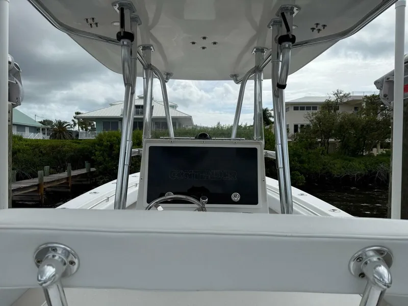 Slide: The Image of Contender 32 ST 2011 - 5791673