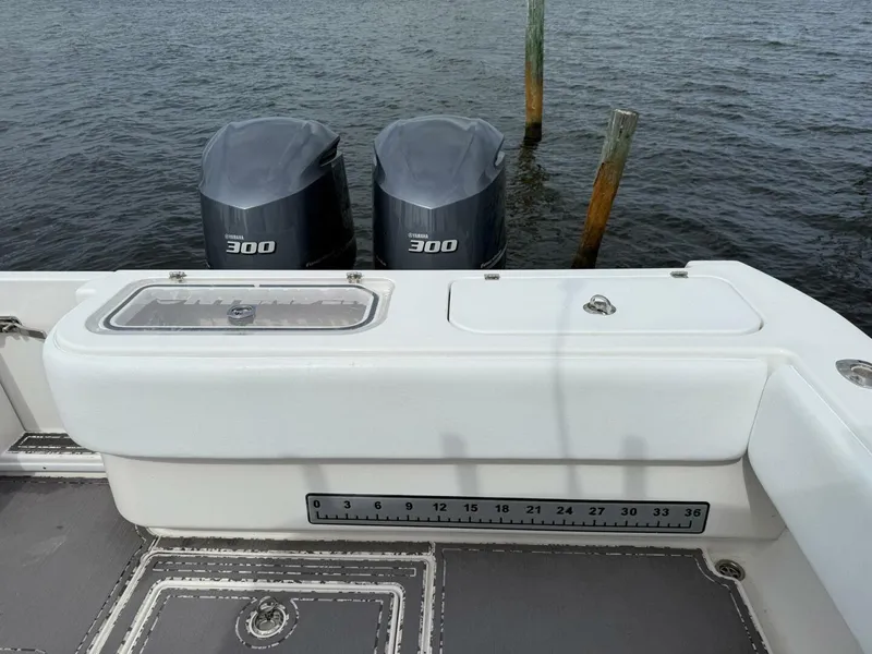 Slide: The Image of Contender 32 ST 2011 - 5791674