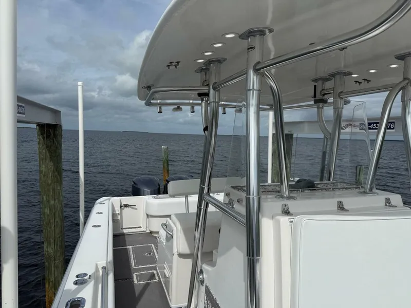 Slide: The Image of Contender 32 ST 2011 - 5791667