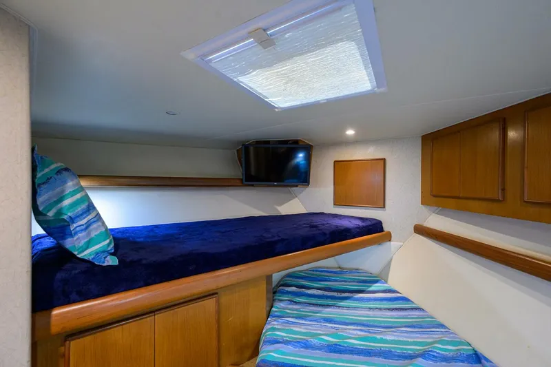 Slide: The Image of Post 50 SEANYLE - Guest Cabin - Bow 1998 Post 50 SEANYLE - 5792322