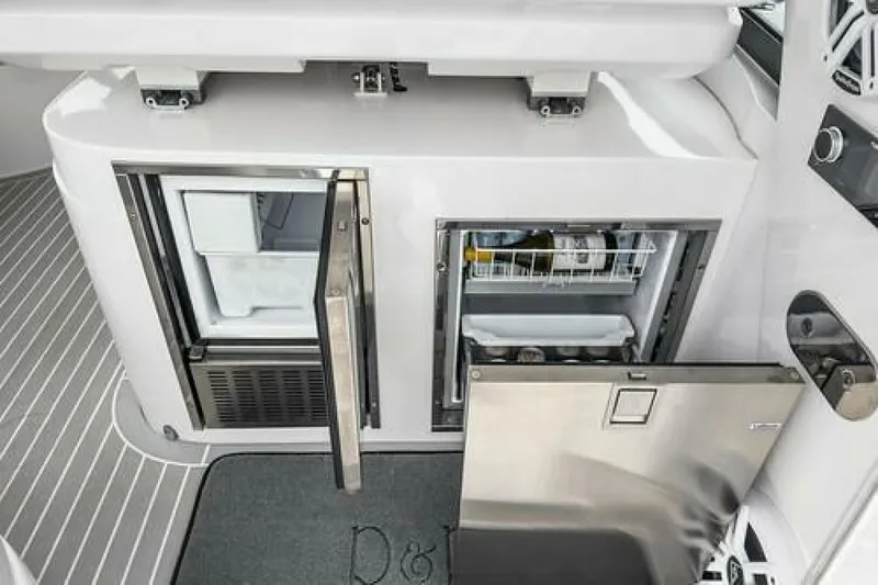 Slide: The Image of Intrepid 477 Evolution 2022 - 5792185