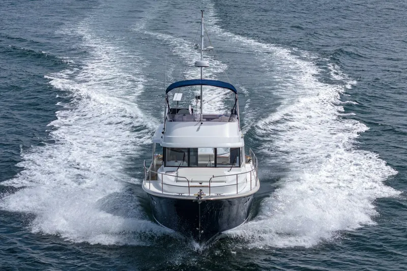 Slide: The Image of Beneteau Swift Trawler 34 2014 - 5792552