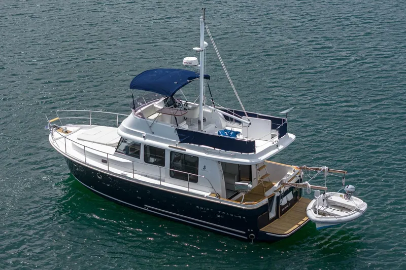 Slide: The Image of Beneteau Swift Trawler 34 2014 - 5792561