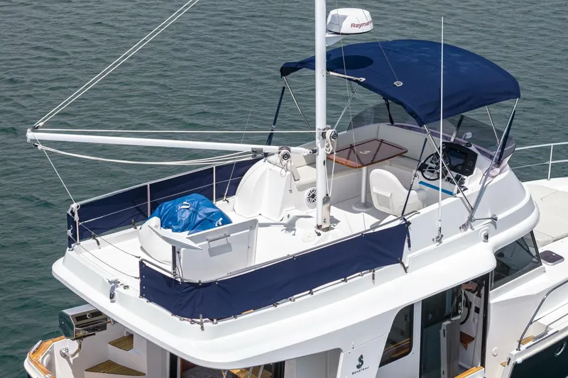 Slide: The Image of Beneteau Swift Trawler 34 2014 - 5792569