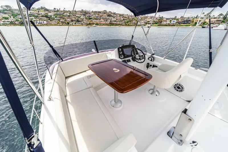 Slide: The Image of Beneteau Swift Trawler 34 2014 - 5792572