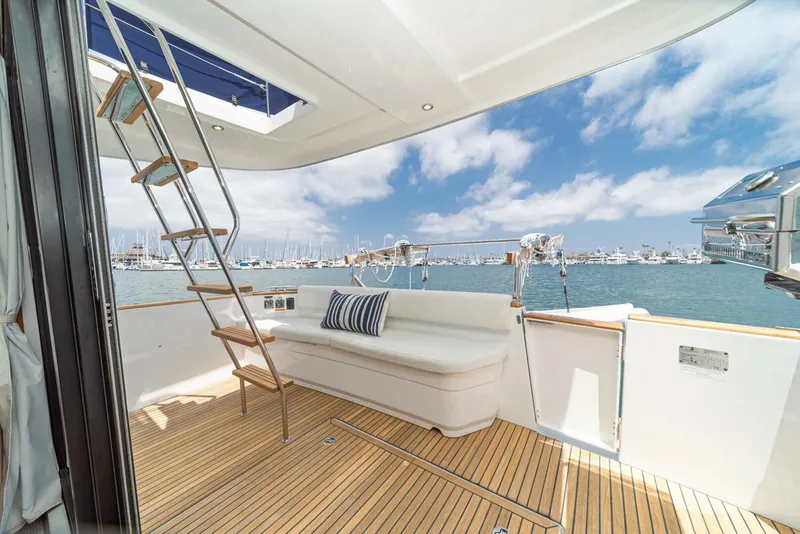 Slide: The Image of Beneteau Swift Trawler 34 2014 - 5792591