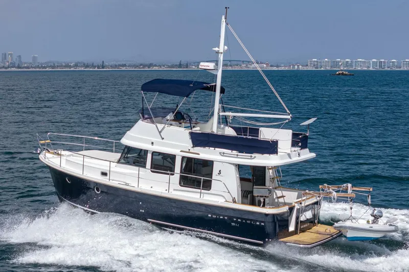 Slide: The Image of Beneteau Swift Trawler 34 2014 - 5792539
