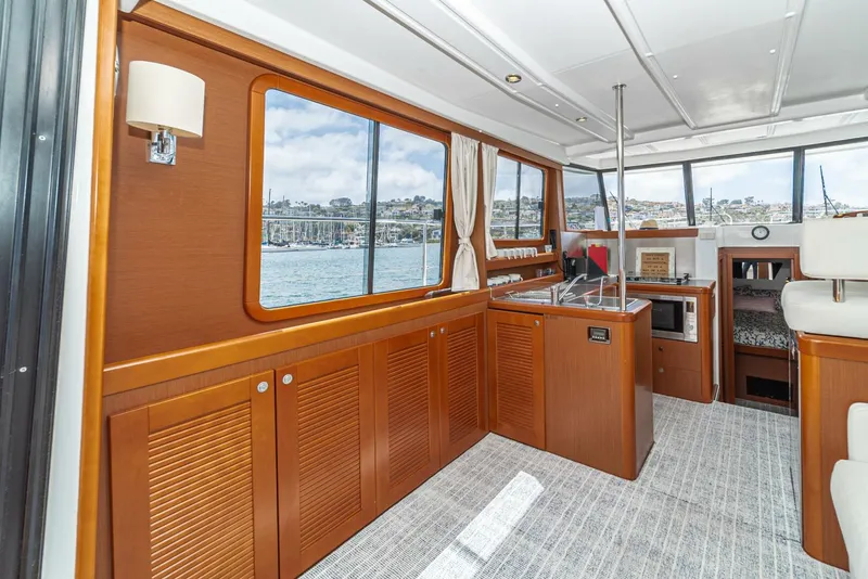 Slide: The Image of Beneteau Swift Trawler 34 2014 - 5792601