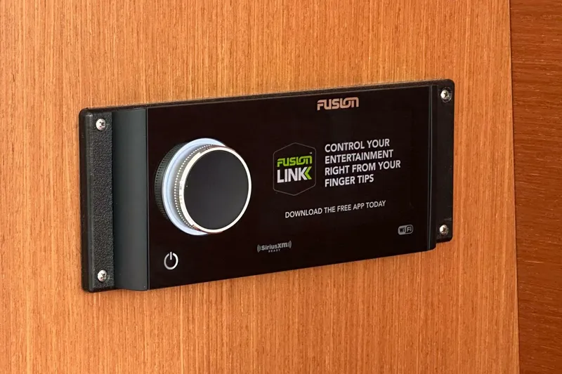 Slide: The Image of Beneteau Swift Trawler 34 2014 - 5792603