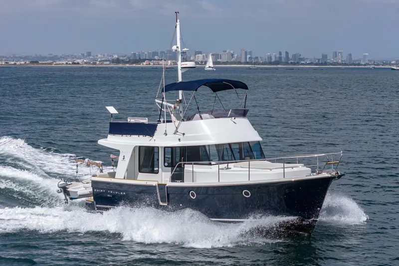 Slide: The Image of Beneteau Swift Trawler 34 2014 - 5792541