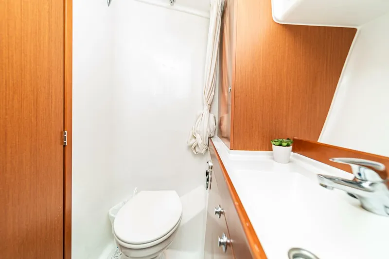 Slide: The Image of Beneteau Swift Trawler 34 2014 - 5792619