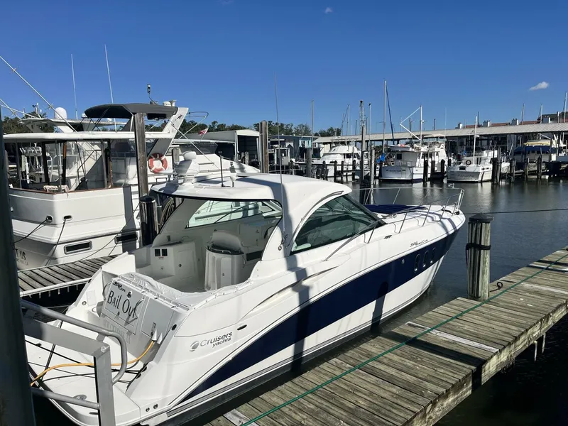 Slide: The Image of Cruisers 390 Sport Coupe Profile - 5798649