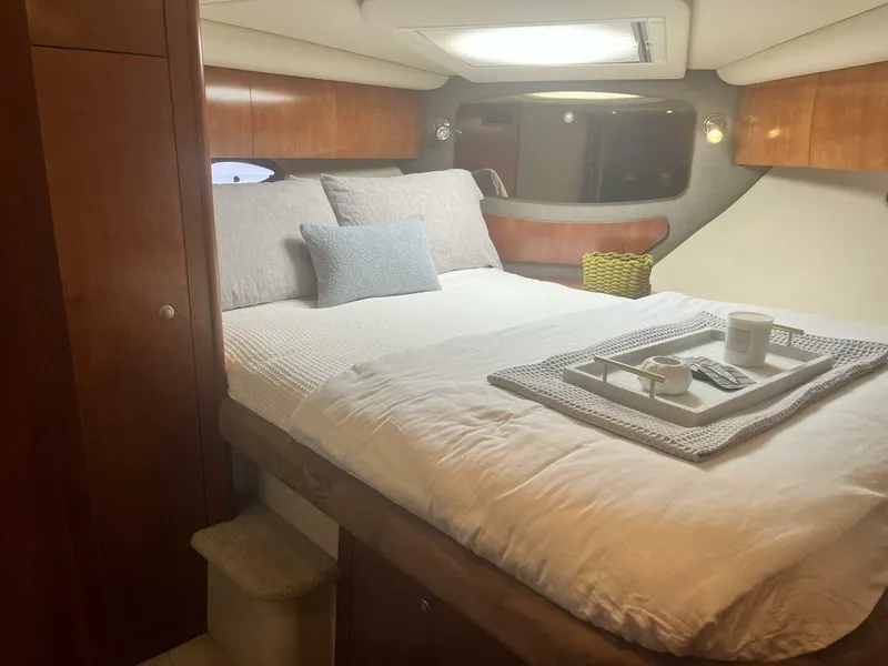 Slide: The Image of Cruisers Yachts 390 Sport Coupe 2008 - 5802194