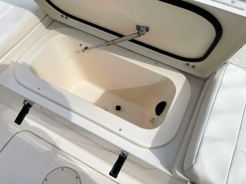 Slide: The Image of Grady-White 251CE 2015 - 5793117